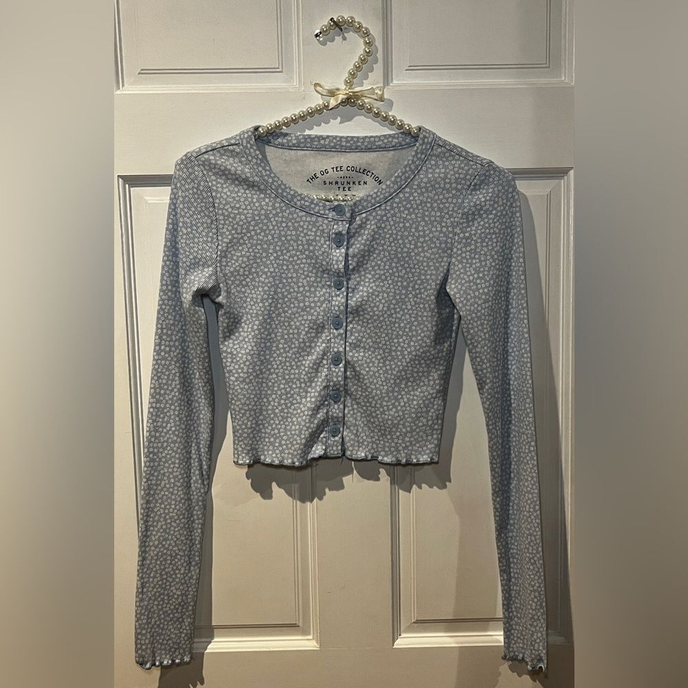 Aero OG Collection Shrunken Tee blue floral print  button front crop top XS